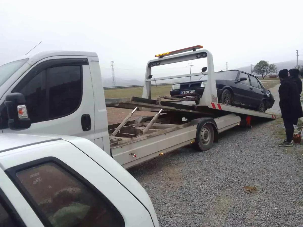 Afyonkarahisar’da Trafik Kazası: 3 Yaralı