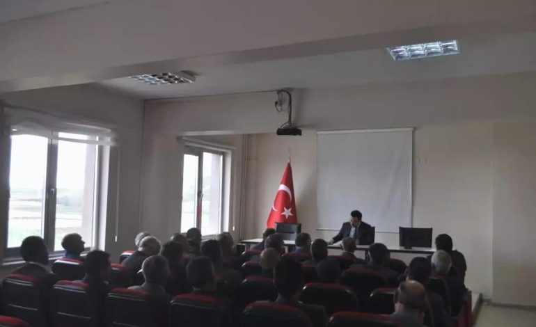 Akyaka’da Muhtarlar Toplandı