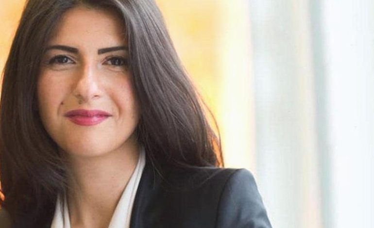 Alman kabinesinde bir Türk: Serap Güler
