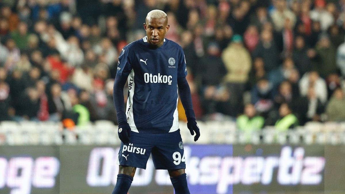 Anderson Talisca’dan nefis frikik golü