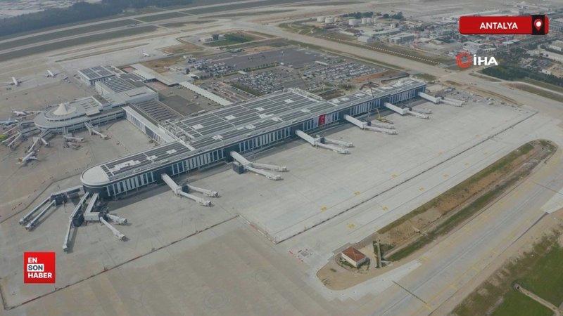 Antalya Havalimanı’nın kapasitesi 35 milyon yolcudan 82 milyona çıkıyor