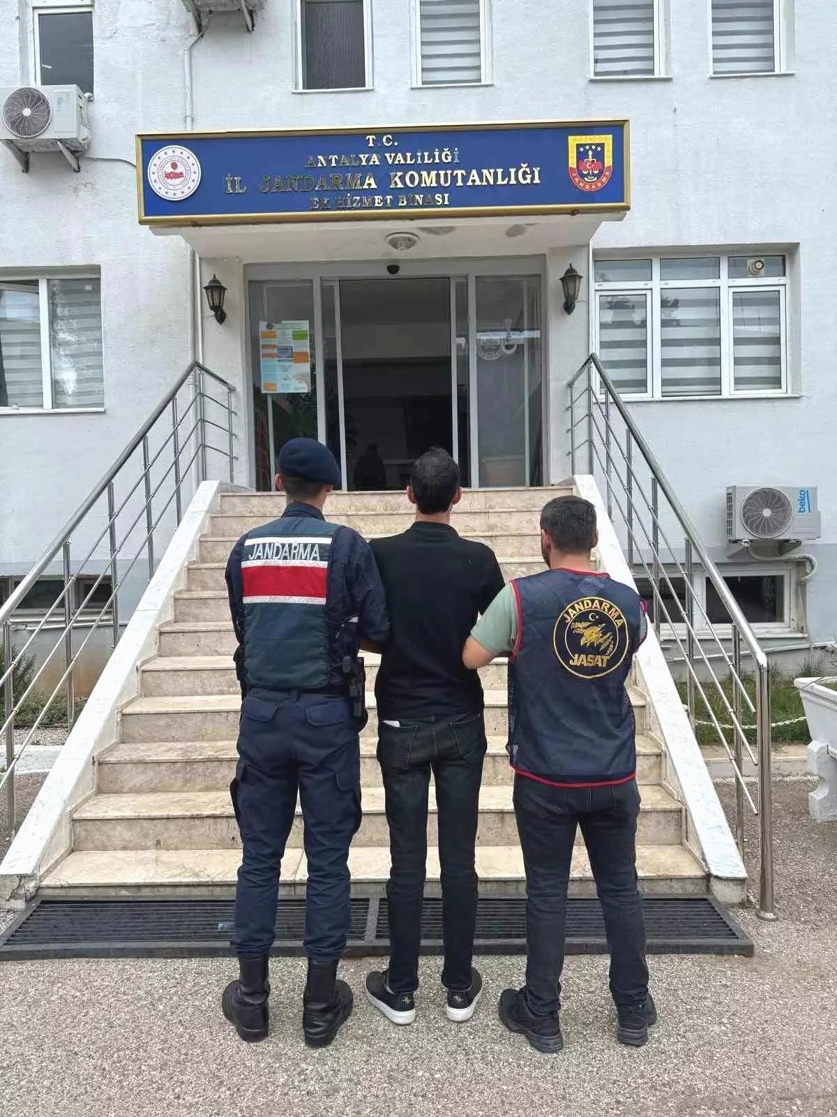 Antalya’da 279 Aranan Şahıs Yakalandı