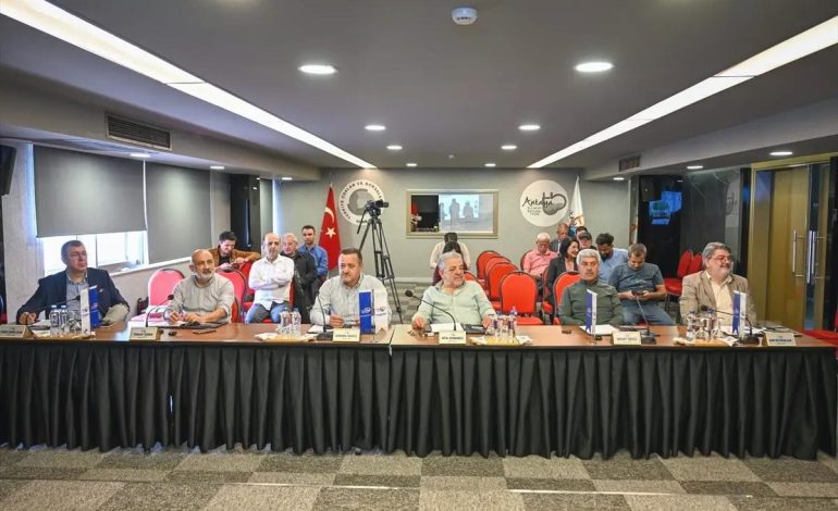 ATB Nisan Toplantısı: Tarımda İklim Değişikliği ve Sigorta Problemleri
