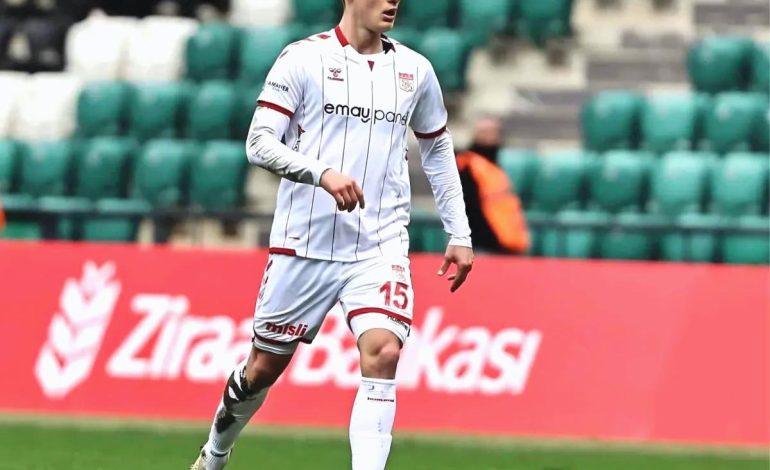 Bieganski Ameliyat Oldu