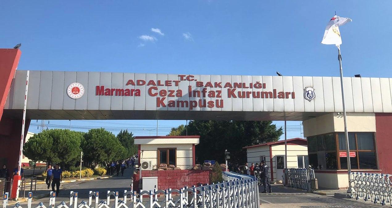 CHP’li Bakan ve Zeybek’ten Silivri’deki bazı tutuklulara ziyaret