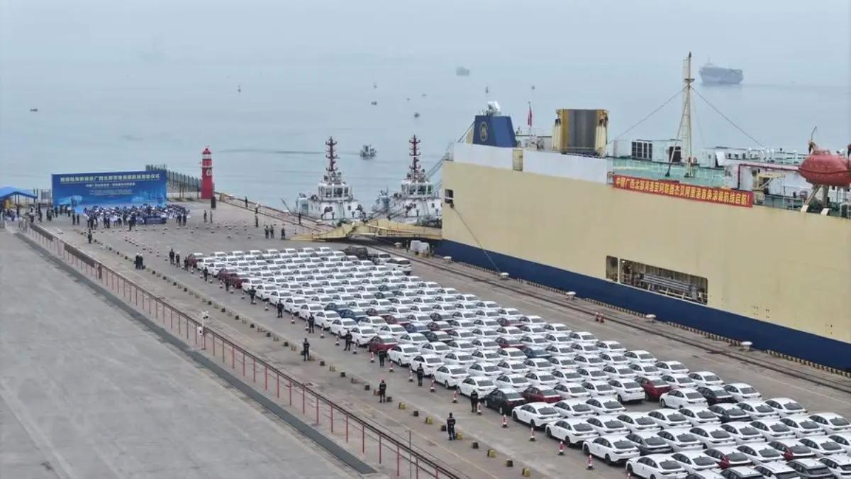 Çin ile Dubai Arasında İlk Direkt Deniz Rotası Başladı
