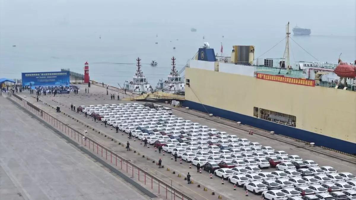Çin ve Dubai Arasında Yeni Deniz Rotası