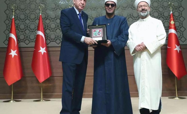 Cumhurbaşkanı Erdoğan: “Ya aslımıza dönecek ya da yapamadıklarımız için nedamet getirmeye devam edeceğiz”
