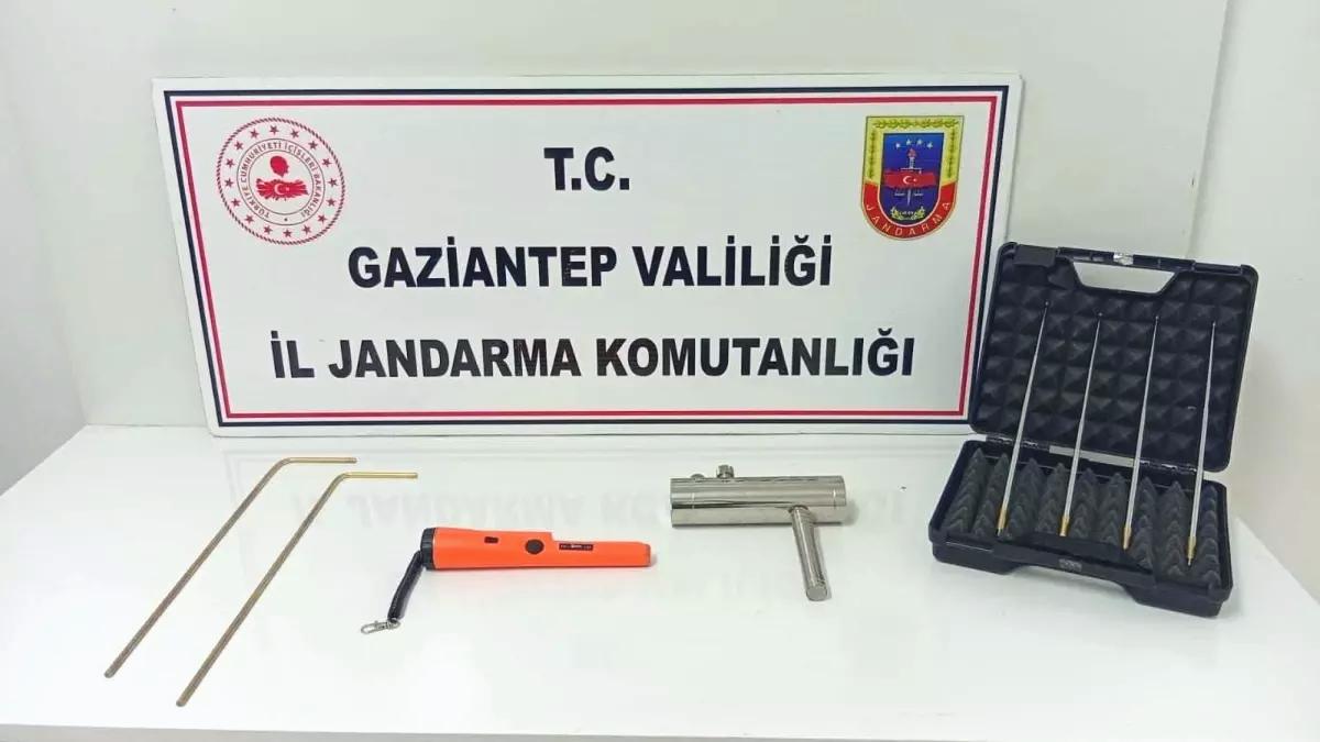 Define Kazısı Yapan 4 Kişi Yakalandı