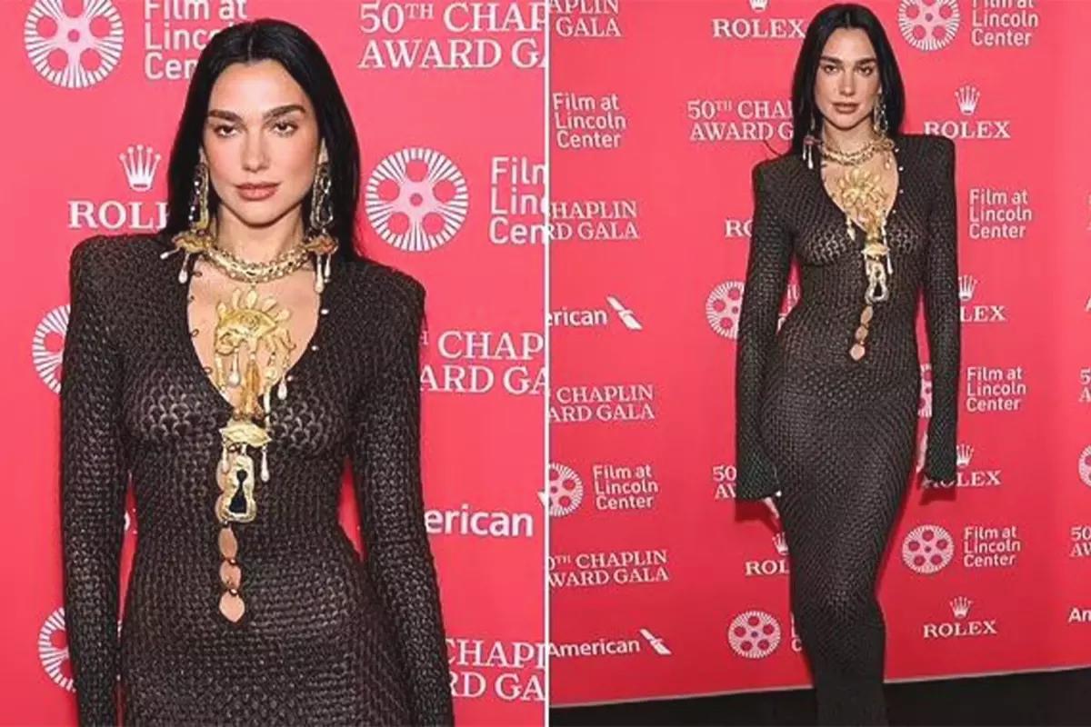 Dua Lipa, katıldığı etkinlikte şeffaf elbisesiyle göz kamaştırdı