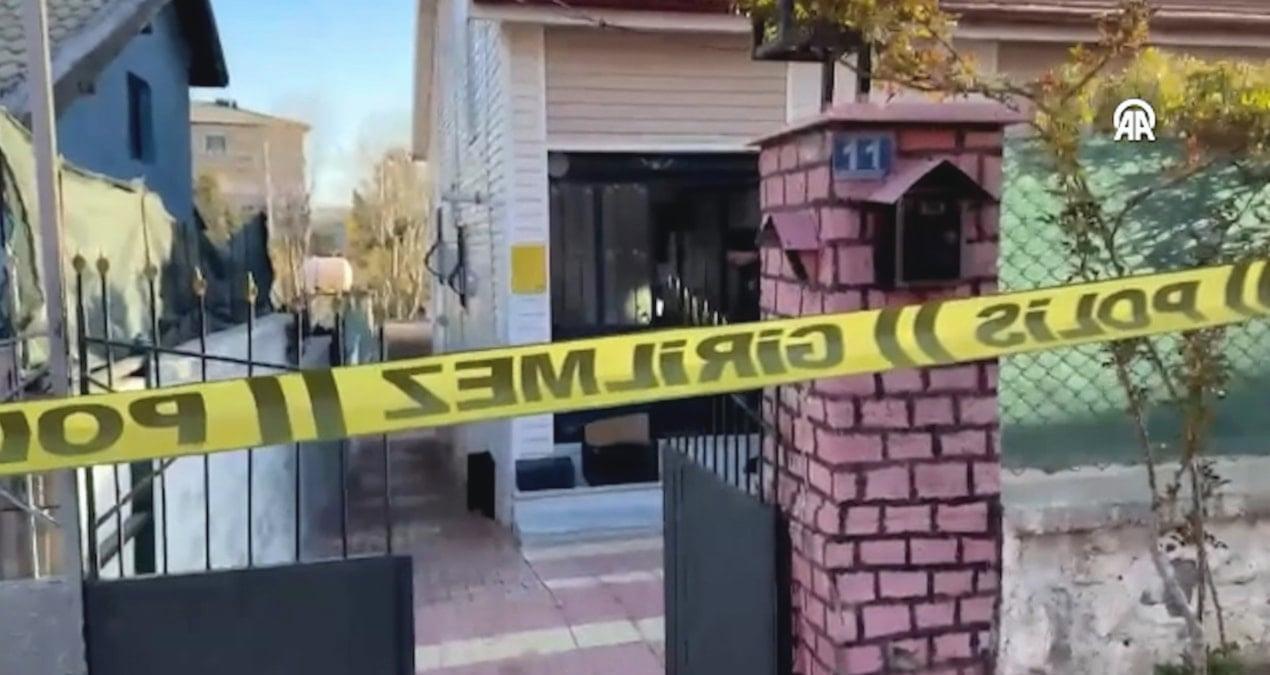Eski koca dehşet saçtı: Hem kadını hem komşusunu dövdü, evi ateşe verdi