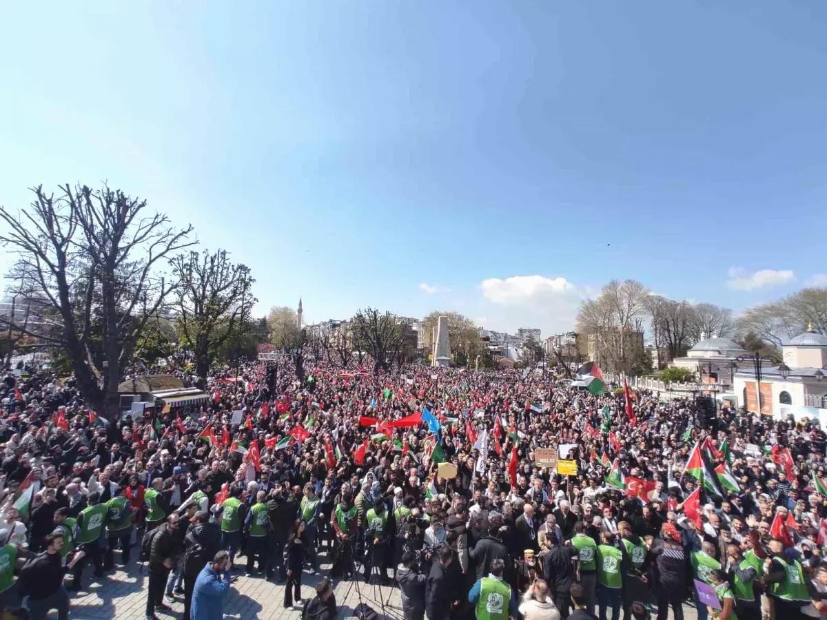 İstanbul’da Filistin’e Destek Yürüyüşü