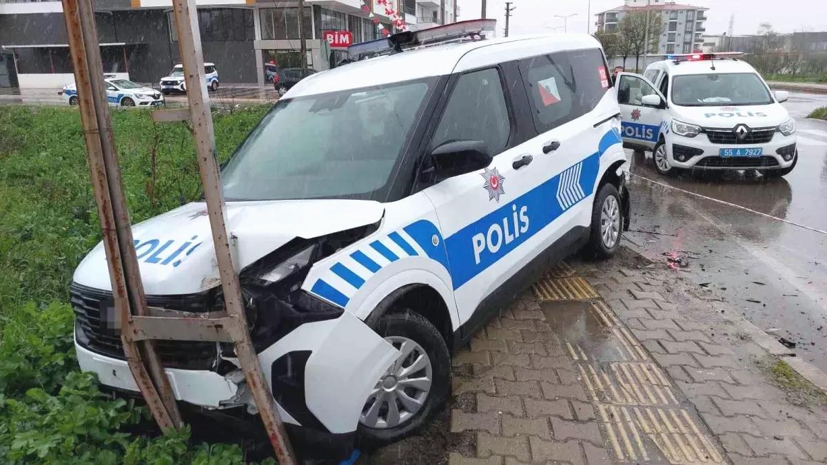 Samsun’da Polis Araçlarına Çarpma Kazası