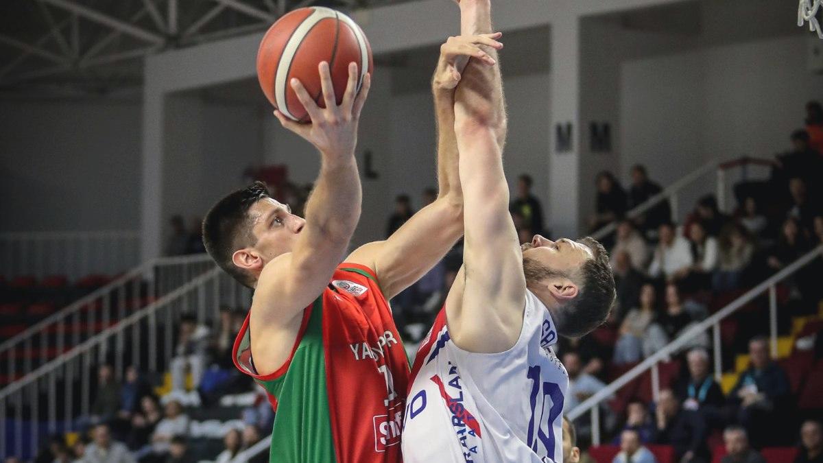 Semt 77 Yalovaspor, Büyükçekmece Basketbol’u mağlup etti