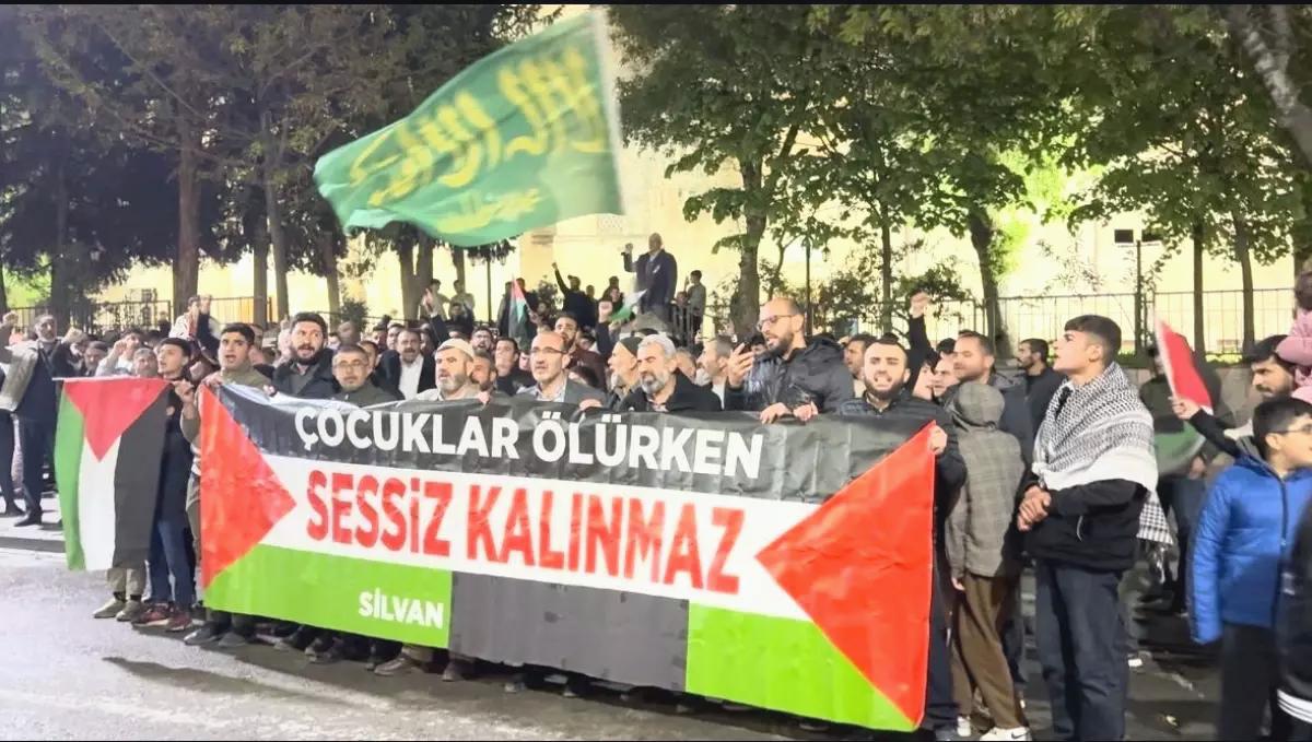 Silvan’da Gazze İçin Yürüyüş Düzenlendi