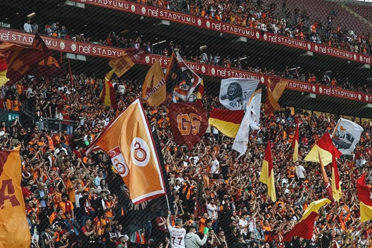 Yeni takımında da beğenilmedi! Galatasaraylıların gitti diye sevindiği futbolcu geri dönüyor