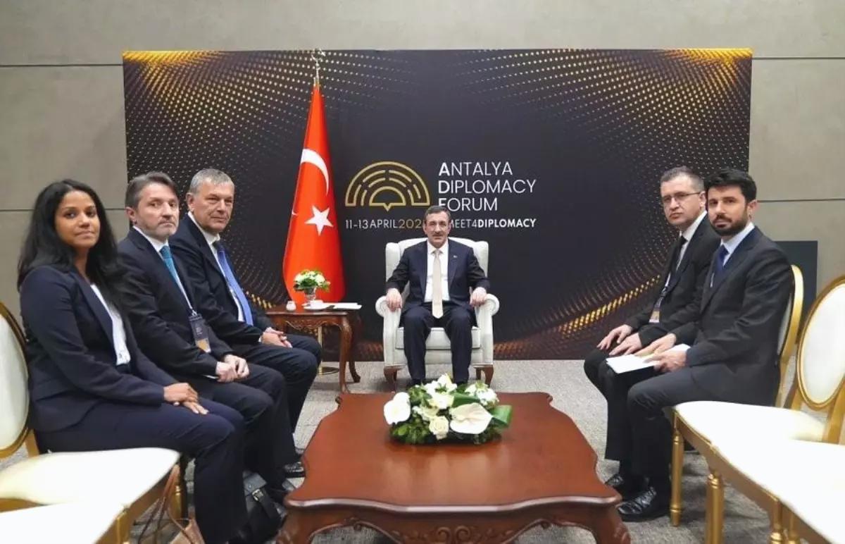Yılmaz ve Lazzarini Antalya’da Görüştü