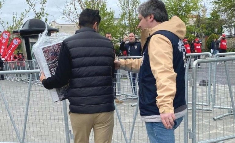 1 Mayıs mitingine ‘turp-şalgam’ yasağı!