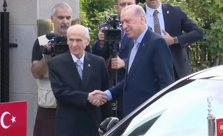 117 gün sonra sürpriz zirve! Erdoğan-Bahçeli zirvesi başladı