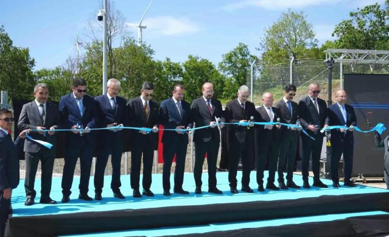 167 bin hanenin elektrik ihtiyacını karşılayacak enerji yatırımı hizmete açıldı