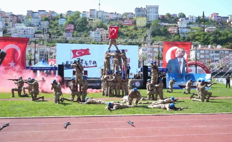 19 Mayıs’ı Coşkuyla Kutladı