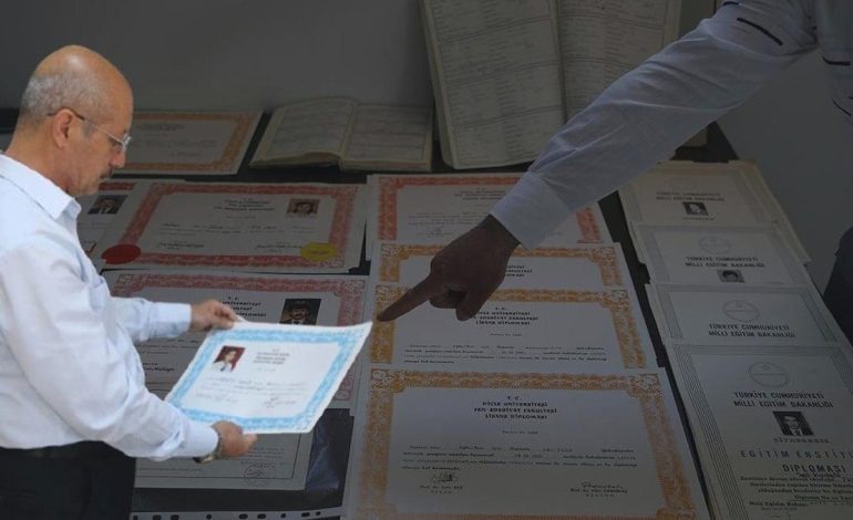 50 bin kişinin diploması burada! Aralarında kimler yok ki…