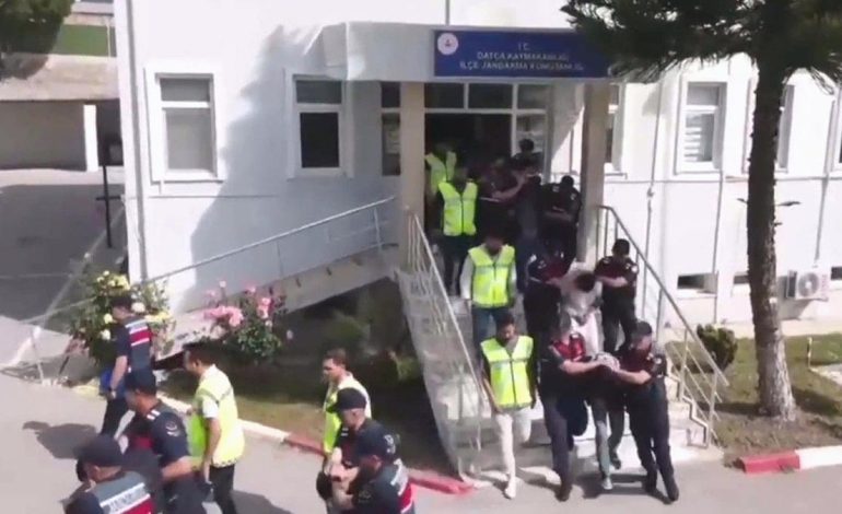 6 ilde dolandırıcılık operasyonu: 12 tutuklama