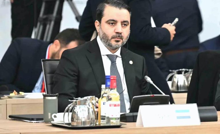 AB, Suriye’ye Yaptırımları Kaldırdı