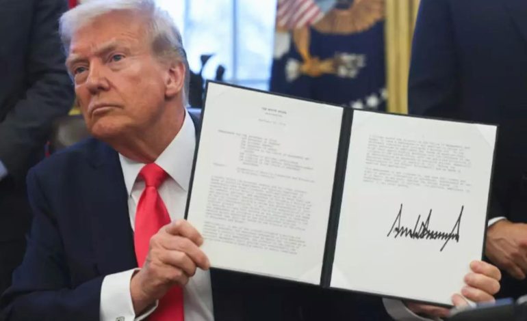 ABD’de bir federal yargıç, Trump’ın Eğitim Bakanlığı’nı kapatma kararını durdurdu