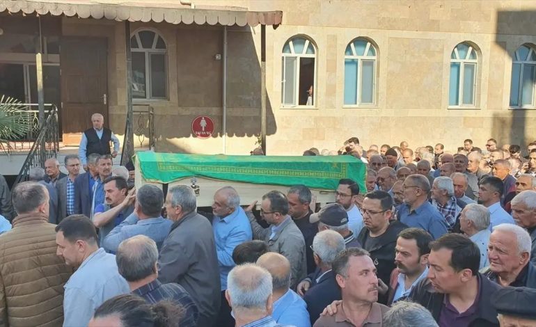 Abdullah Akarsu İçin Cenaze Töreni