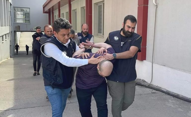 Adana’da DEAŞ Operasyonu: 5 Tutuklama
