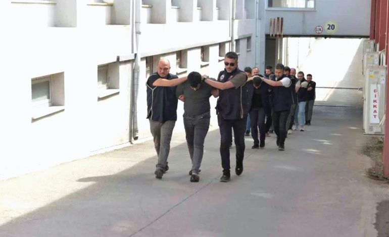 Adana’da DEAŞ Operasyonu: 6 Gözaltı, 5 Tutuklama