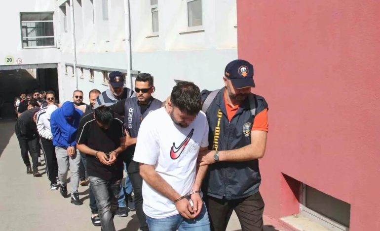 Adana’da Dolandırıcılık Çetesi Çökertildi