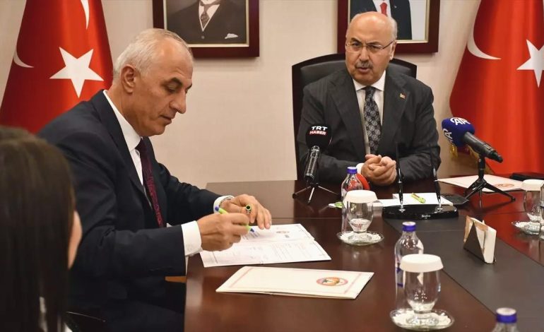 Adana’da evlenecek gençlere alışverişlerinde indirim sağlanması amacıyla protokol imzalandı