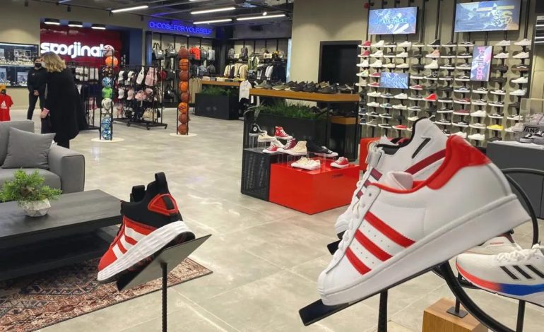 Adidas müşterilerinin kişisel verileri çalındı
