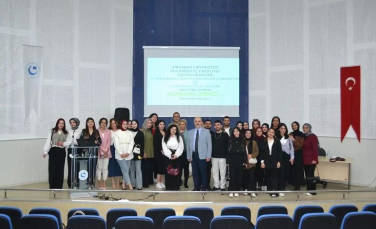 Adıyaman Üniversitesi’nde ‘Depremin Sosyal Etkileri’ Semineri Düzenlendi