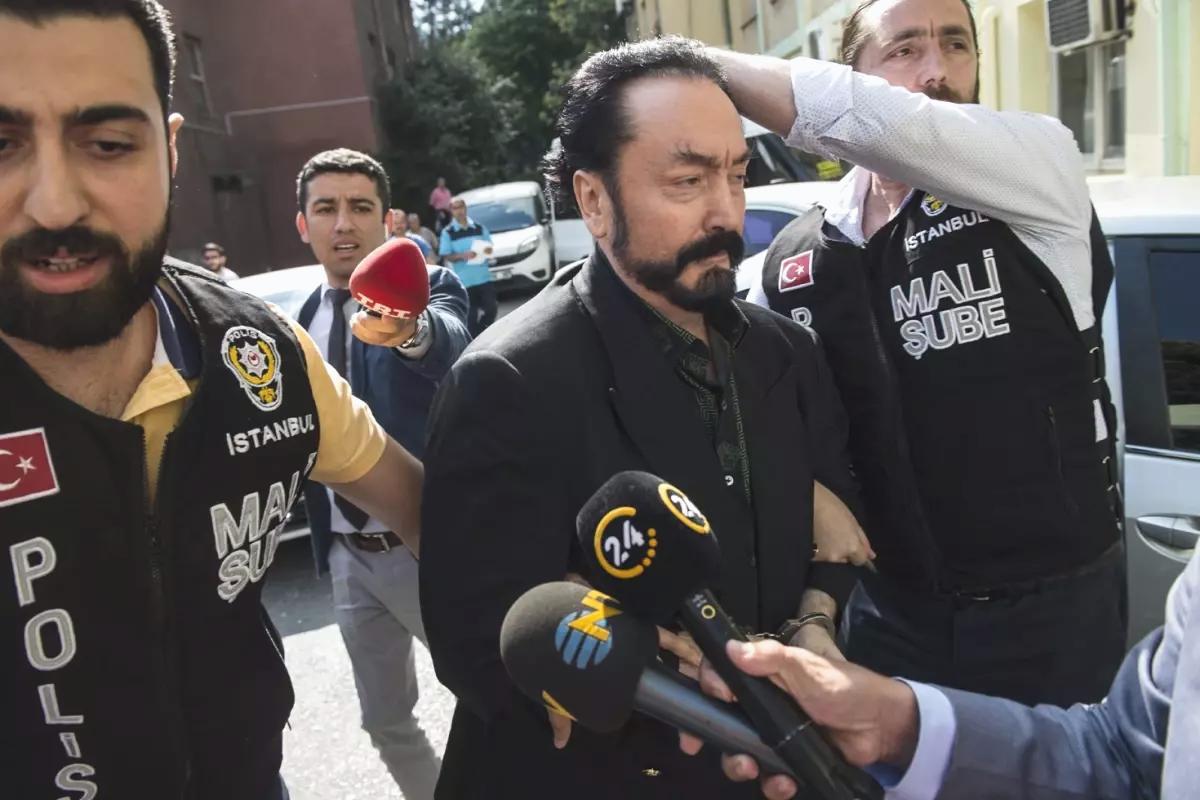 Adnan Oktar Davasında Beraat Kararı