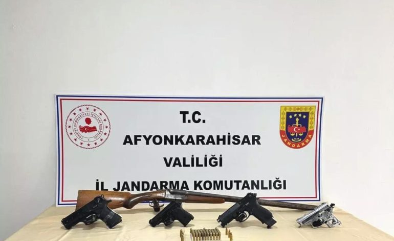 Afyon’da Düğünlerde Havaya Ateş Açan Magandalar Yakalandı