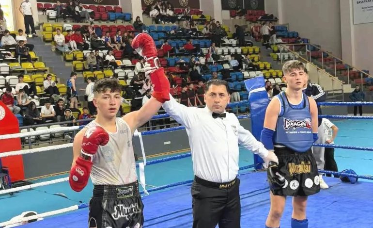 Afyonkarahisar Muay Thai’de Zirvede