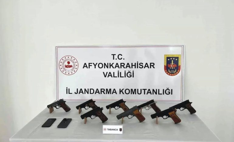 Afyonkarahisar’da Silah Kaçakçılığı Operasyonu