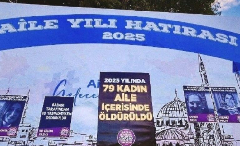Aile Bakanlığı’nın ‘Aile Yılı’ panosu kadınları ayağa kaldırdı