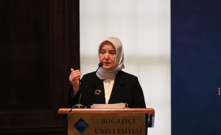 Aile Üniversitesi Programı Başladı