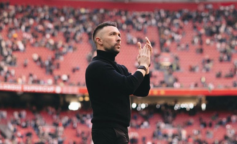 Ajax’ta Francesco Farioli dönemi sona erdi