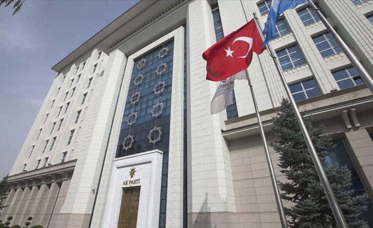 AK Parti masasındaki son anket sonuçlarını açıkladı