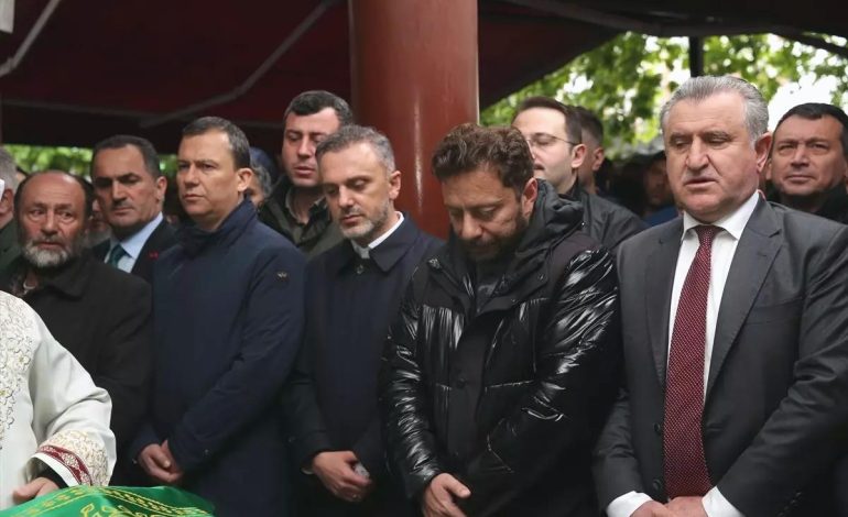 AK Parti Rize Milletvekili Muhammed Avcı’nın babası son yolculuğuna uğurlandı