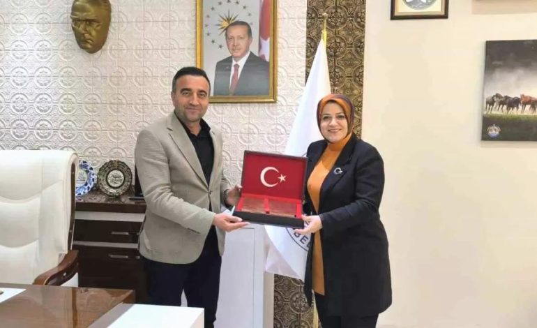 Akçadağ Belediye Başkanı, Yerel Yönetimler Başkan Yardımcısını Ağırladı