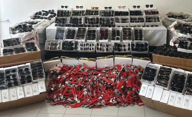 Akçakale’de Kaçak Gözlük Operasyonu