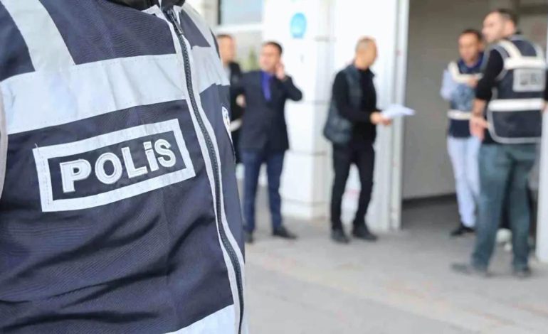 Aksaray’da Uyuşturucu Tacirlerine Operasyon: 3 Tutuklama