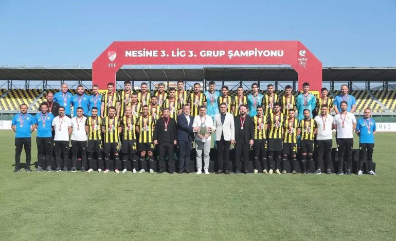 Aliağa Futbol, Namağlup Şampiyon Oldu
