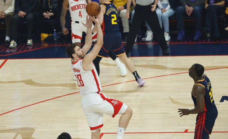 Alperen Şengün, Golden State karşısında double double yaptı